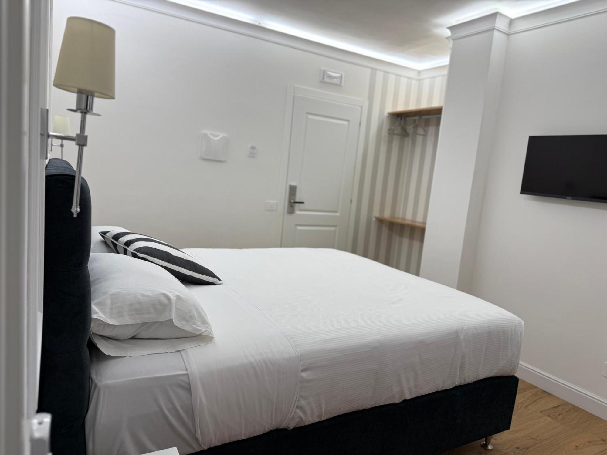 Emy Suites Civitavecchia Exterior foto